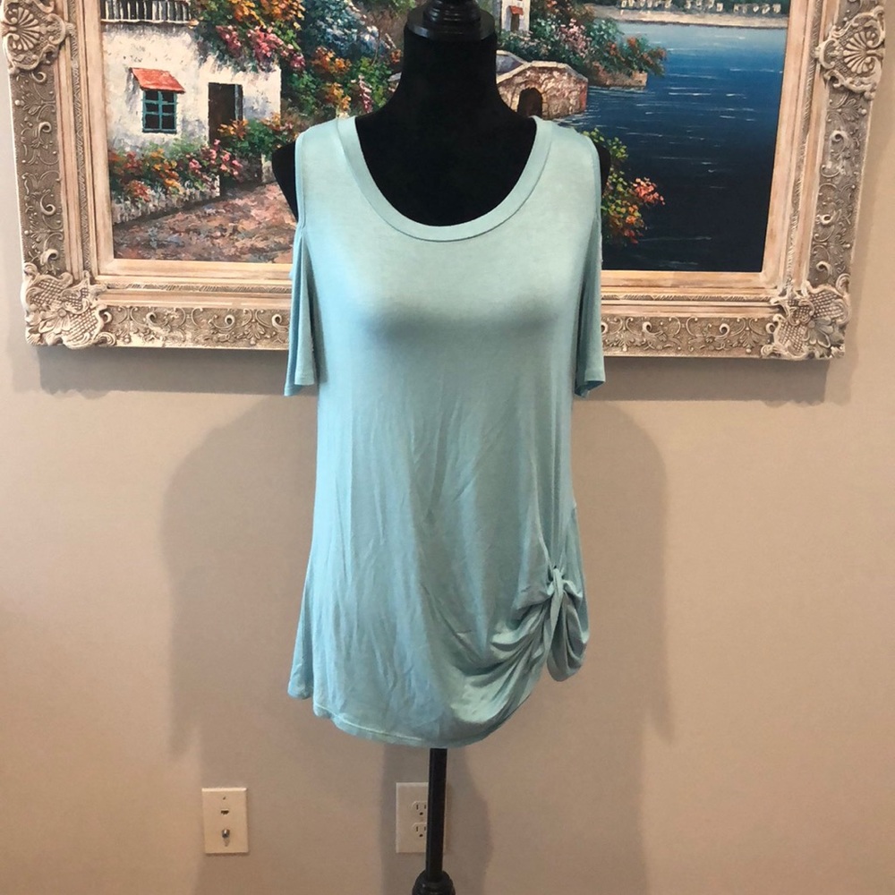 Cold Shoulder Tunic Top New Without Tags Small